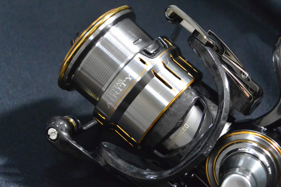 ダイワ(DAIWA) 21 ルビアス エアリティ FC LT 2500S-XH-